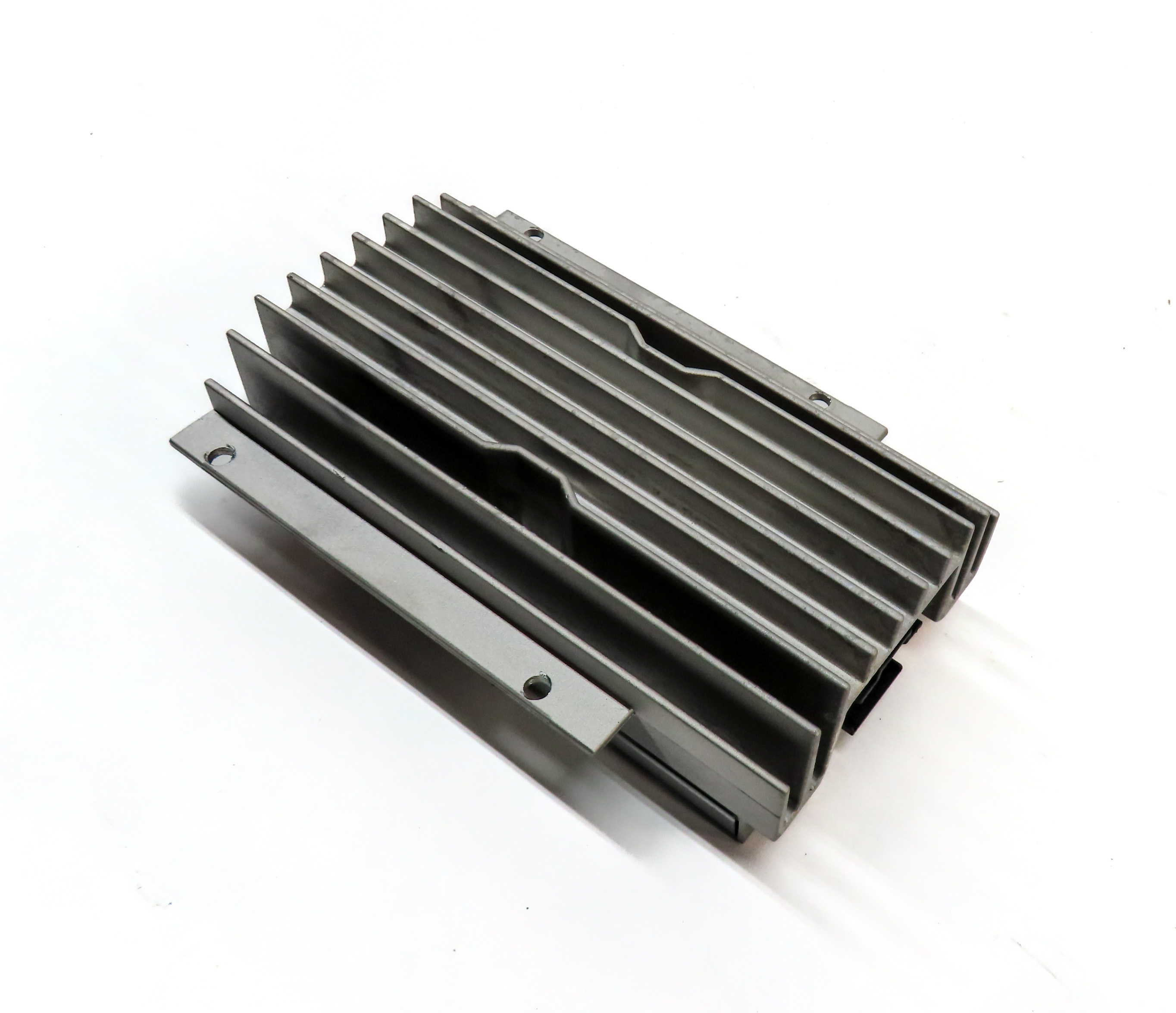 2010 RANGE ROVER (L322) SUBWOOFER SUB WOOFER AUDIO STEREO AMPLIFIER AMP — exact item pictured